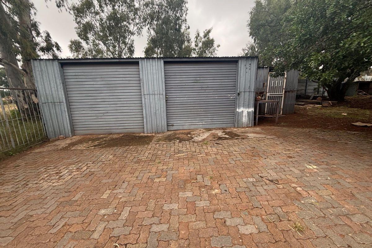 Live, Earn & Grow: A Property Packed with Opportunity - Photo 4
