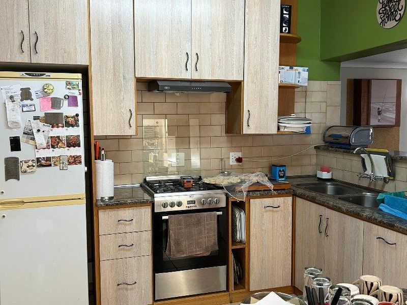 Beautiful Family Home for Sale in Walvis Bay! - Photo 6