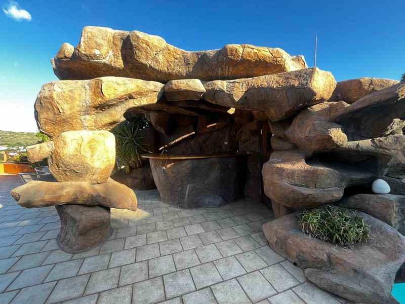 Prime Investment Opportunity | Boutique Hotel / AirBnB Potential - Photo 3