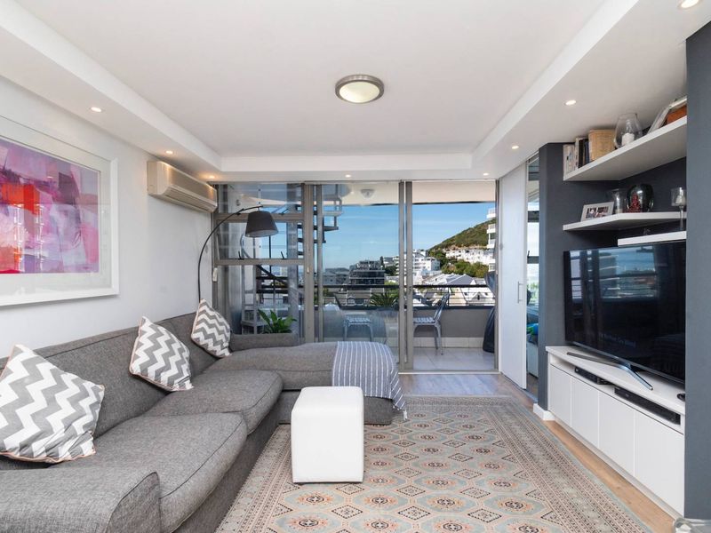 Top floor apartment, private roof terrace and amazing views - Photo 9