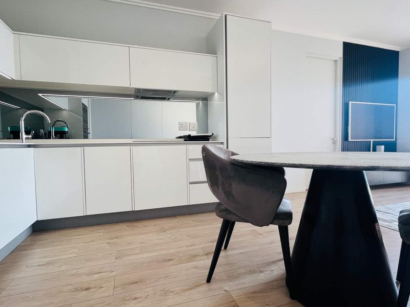 Luxury one bedroom apartment for sale at Ellipse Waterfall - Photo 9