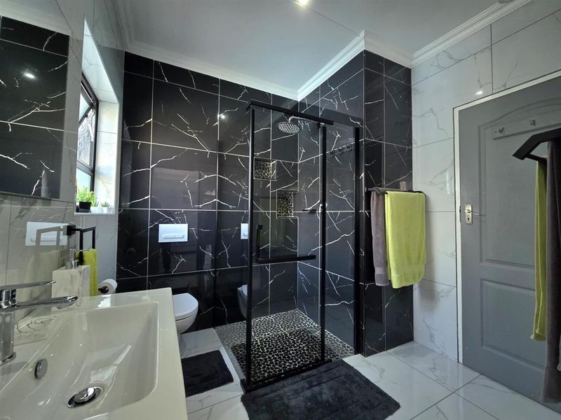House For Sale in Raceview, Alberton - Photo 7