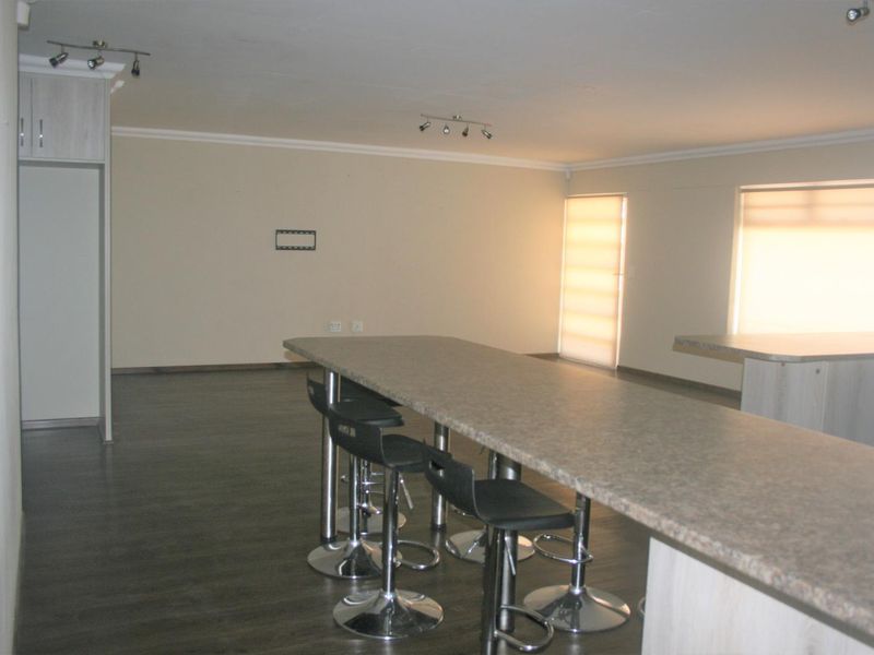 TWO MODERN SEMI-DETACHED HOUSES ON 4.23HA - Photo 6