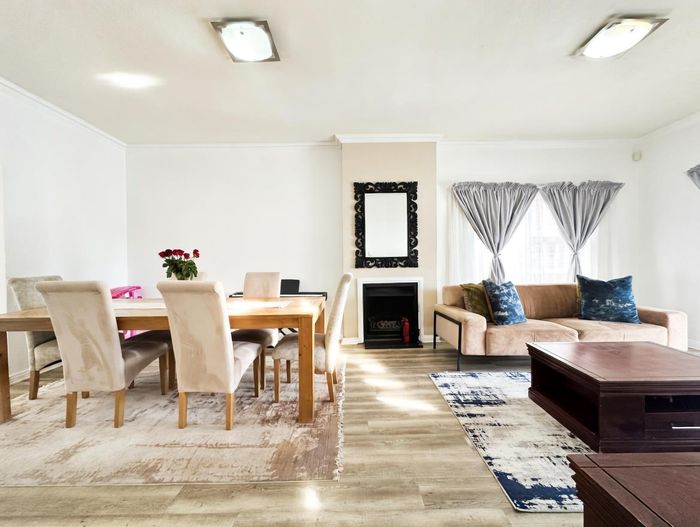 Property #2484438, Apartment For Sale in Greenstone Hill