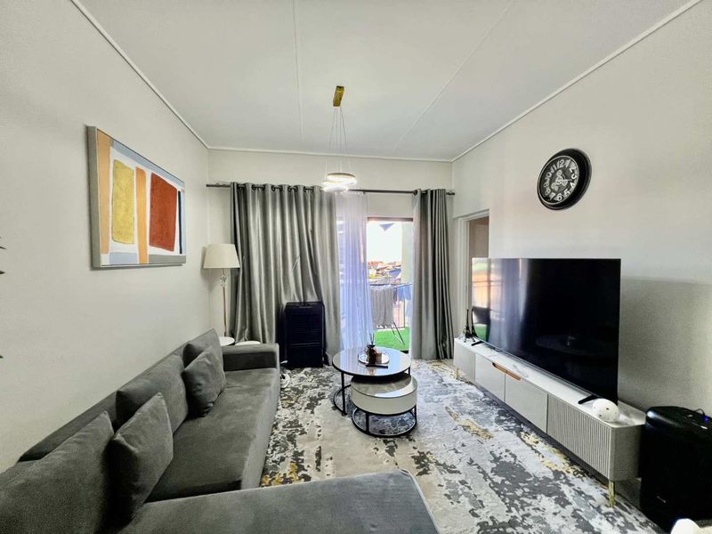 Modern Comforts in Sandton's Greenlee Eco Estate! - Photo 3