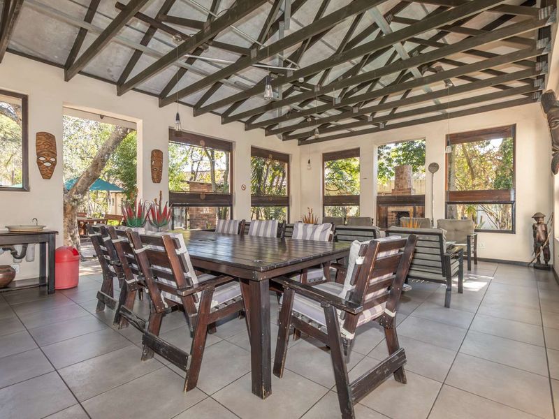 Versatile Investment Property with Development Potential in a Prime Location - Photo 9
