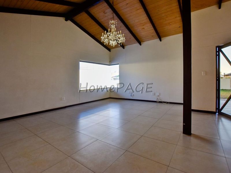 Ext 15, Swakopmund, STUNNING 3 Bedroom home ON LARGE PLOT is for sale - Photo 7