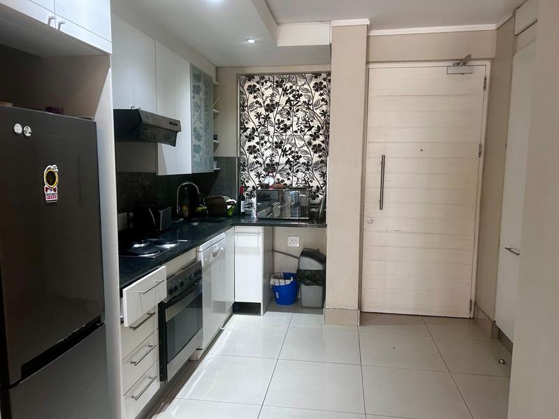 Great to Live in or great To Let Excellent for Airbnb  - Exclusive Mandate -New Listing - Photo 8