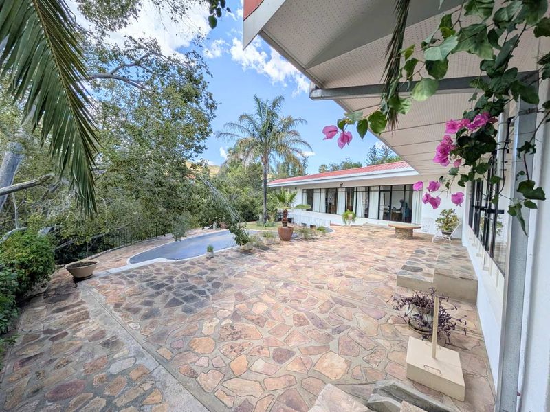 House for sale in Klein Windhoek - Photo 2