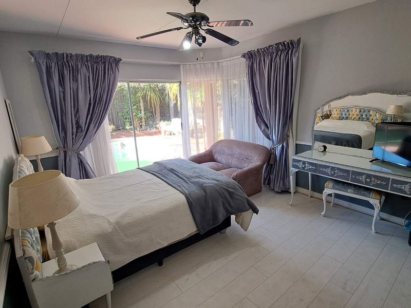 Well located property with a potential for a Guest House - Photo 7