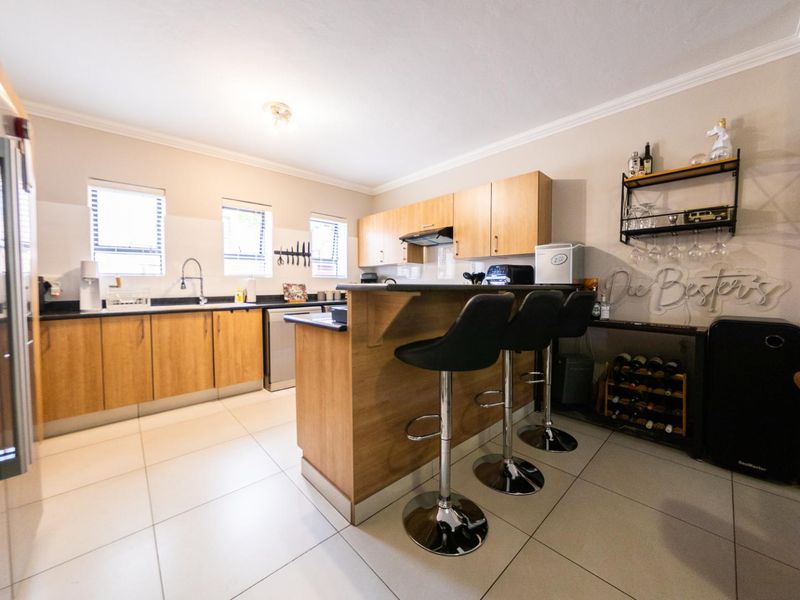 Full title Fully kitted Townhouse in Heritage Hill - Photo 8