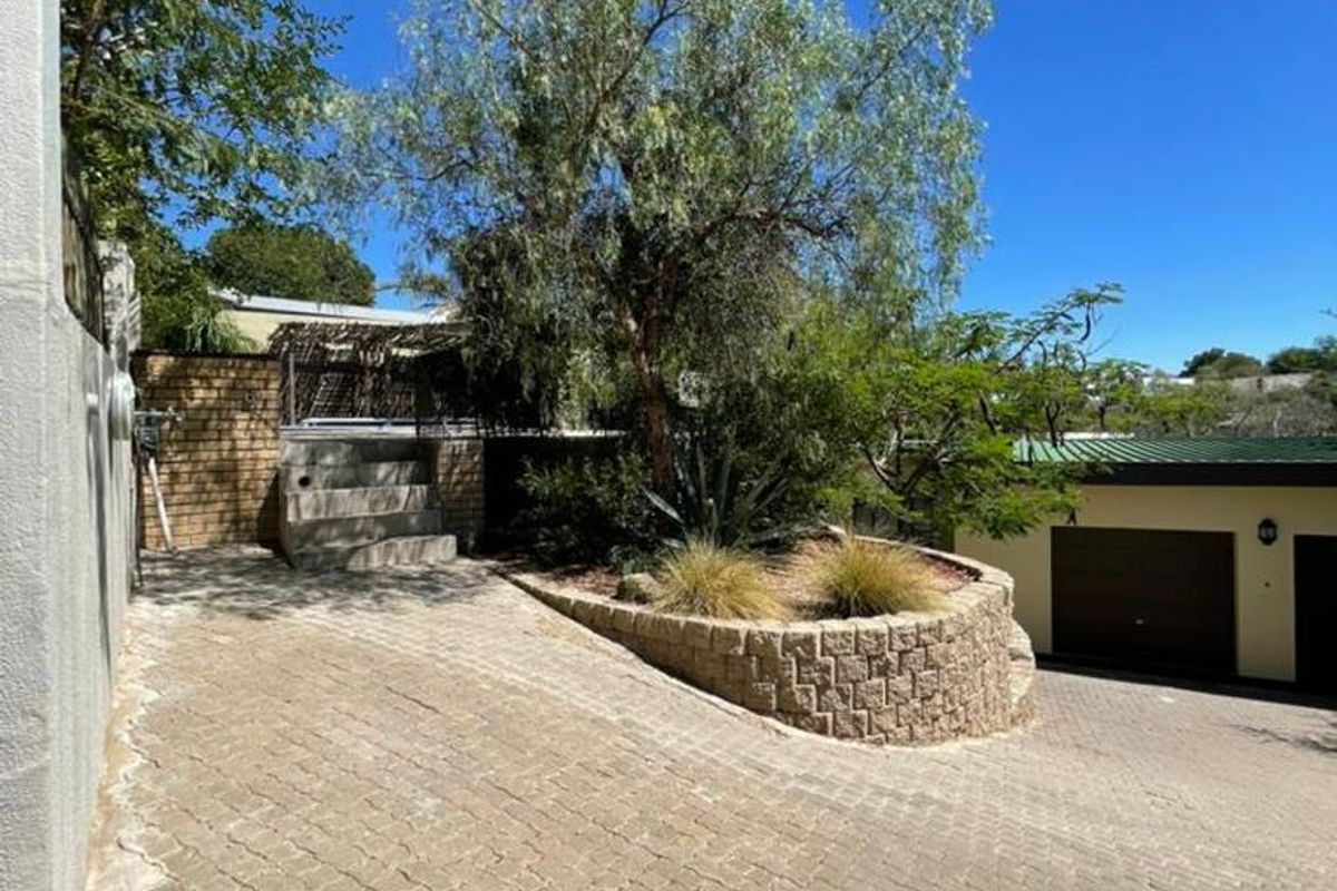 3 BEDROOM MULTI LEVEL HOUSE TO LET IN EROS - Photo 3