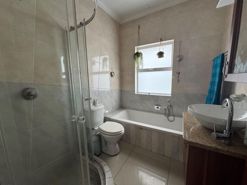 Property For Sale in Leisure Bay Estate - Photo 10