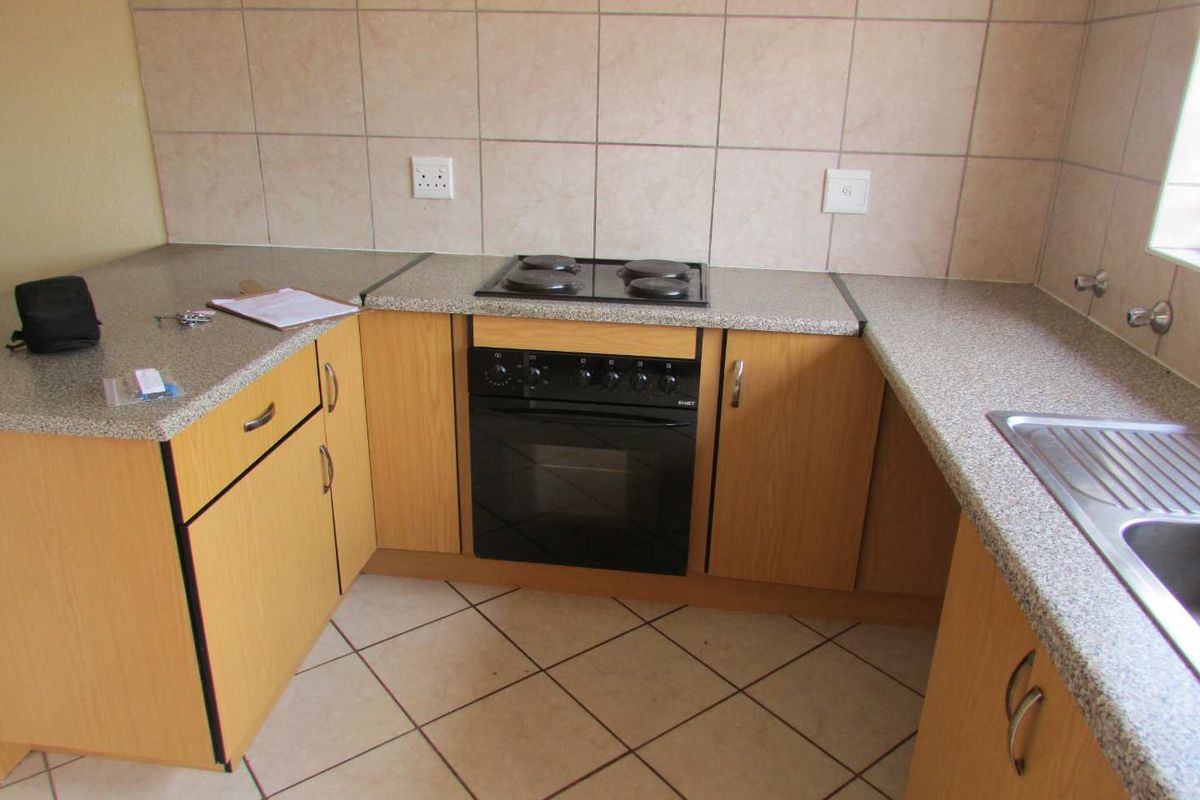2 BEDROOM UNIT TO RENT IN PHILIP NEL PARK - Photo 5