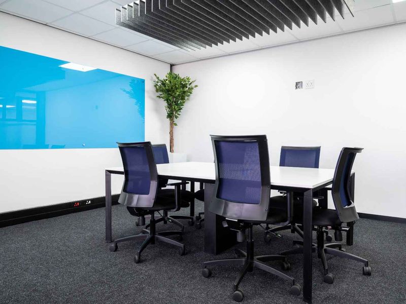 Private office space for 1 person in HQ Northriding – Northlands. - Photo 5