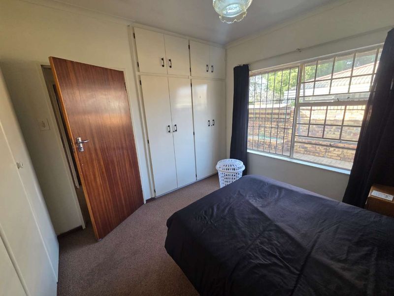 Charming 2-Bedroom Home Perfect for Over-50s in Norton Park - Photo 6