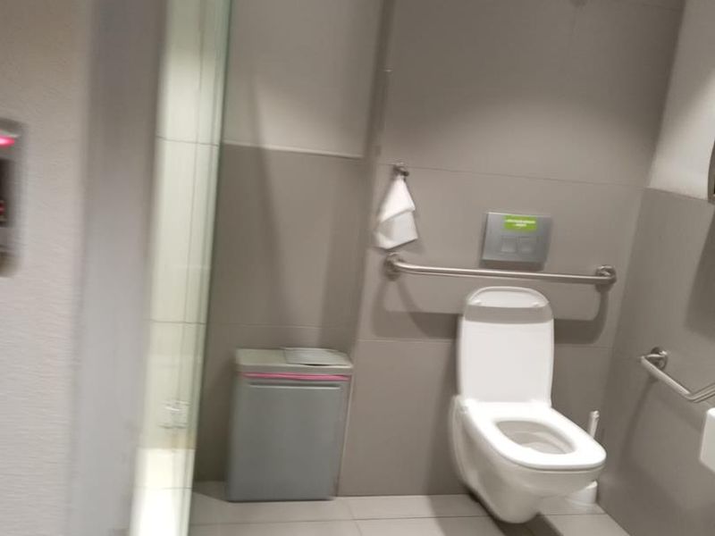 Prime 450sqm Office to let : Backup Power & Water Included - Photo 5