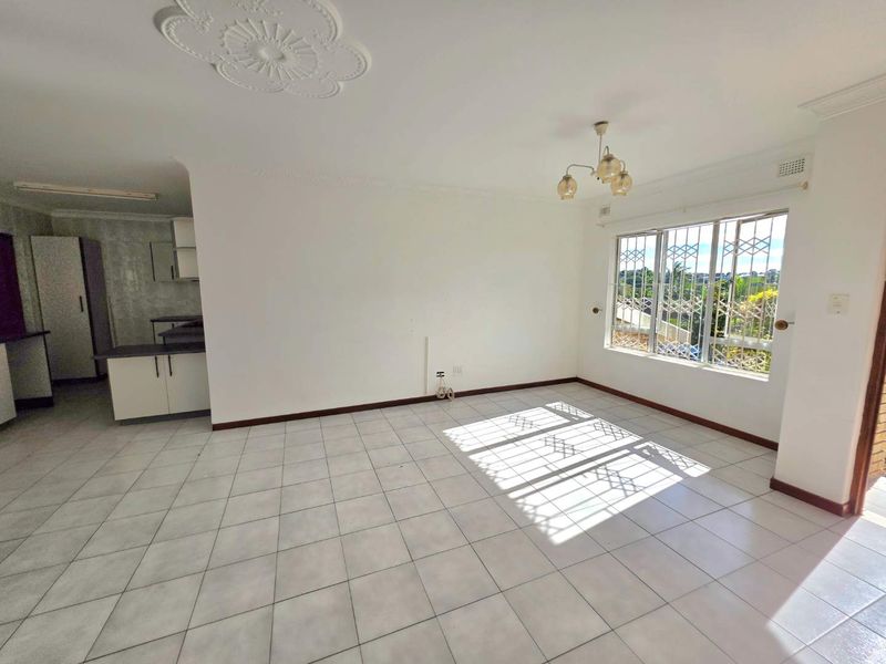 Spacious 3-Bedroom Family Home for Sale in The Wolds – Pet-Friendly & Secure Living - Photo 7