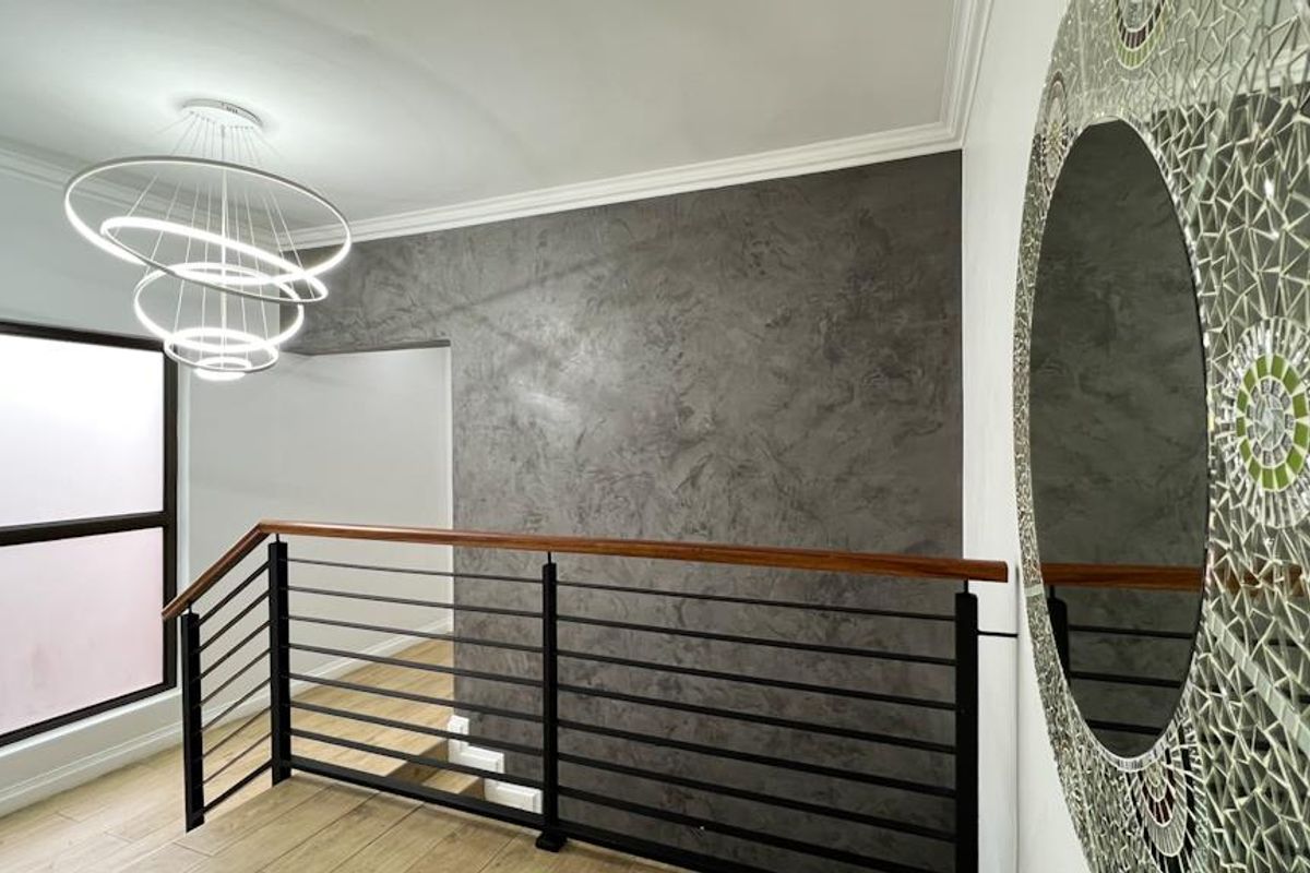 A Magazine-Worthy Family Sanctuary in Midlands Estate - Where Luxury Meets Practical Daily Living - Photo 4