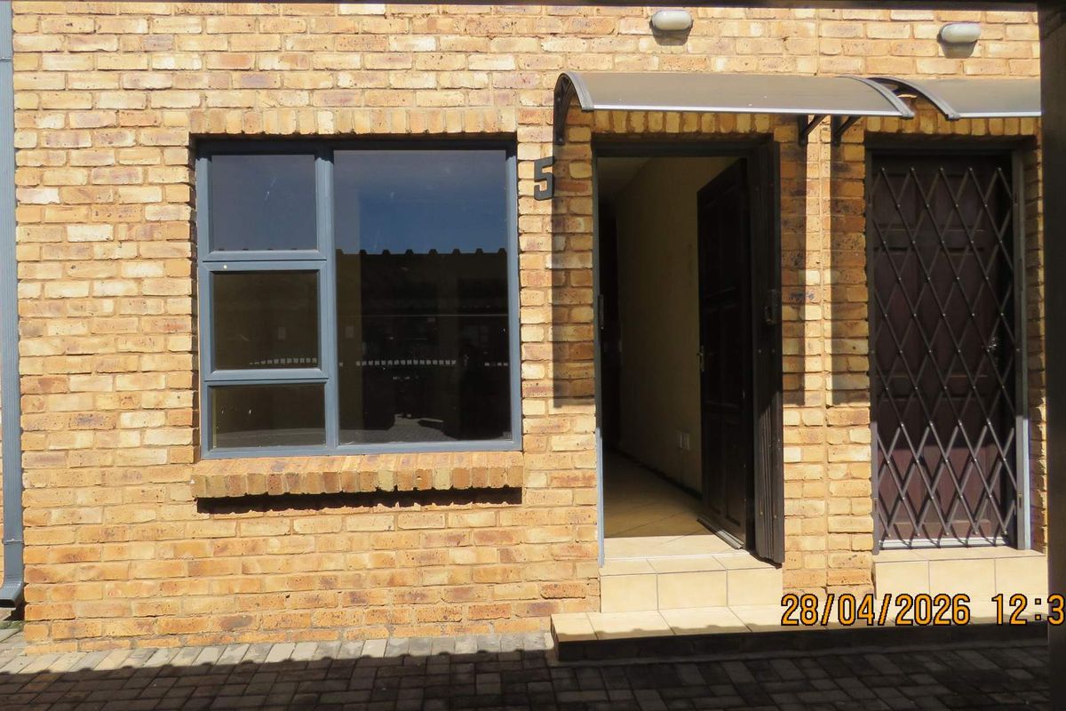 Secure 2-Bed Estate Living with Lifestyle Perks - Photo 2