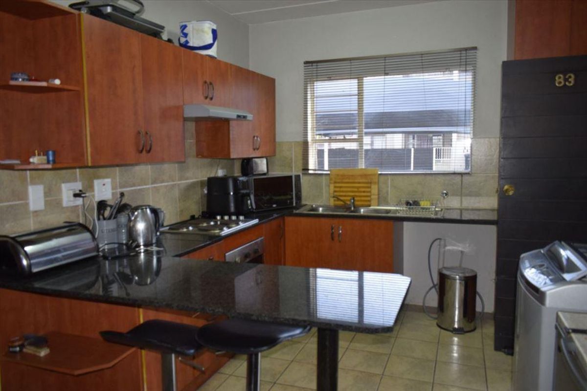 The one you have been looking for - Groundfloor 2 Bedroom - Photo 5