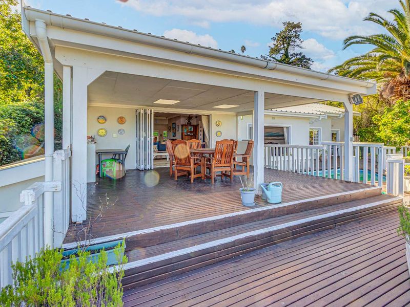 Charming family home with separate flat - Photo 5