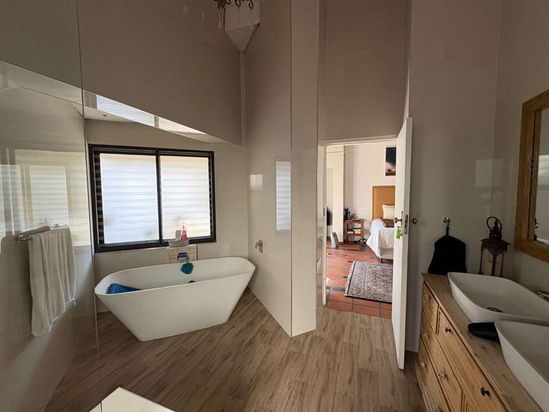 Spacious Family Home with Flatlet, Office & Entertainment Area – Ludwigsdorf - Photo 6