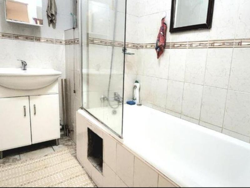 2 Bedroom Apartment for Sale - Photo 8