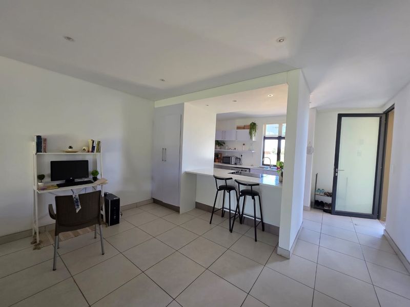 2 Bedroom Apartment at Omeya - Photo 4