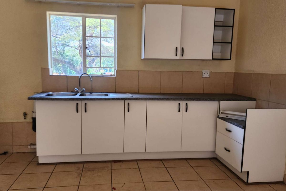 Affordable Style, Everyday Comfort. - Photo 3