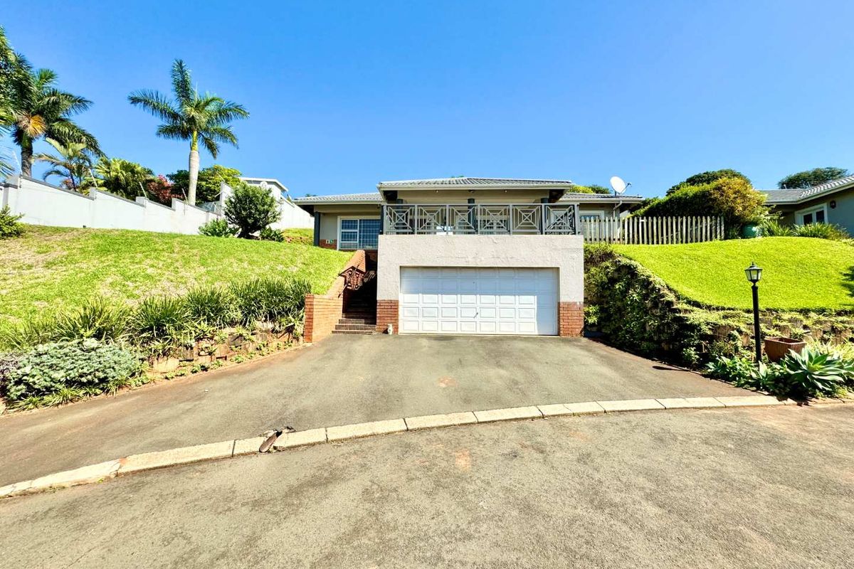 Hendra Estates - Stunning Townhouse With Sublime Sea Views For Sale In La Lucia - Photo 2