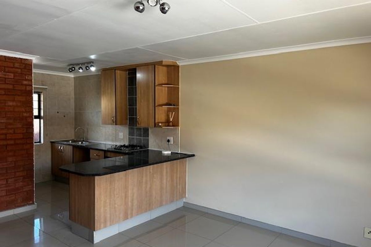 2 Bedroom Apartment for Rental - Photo 2