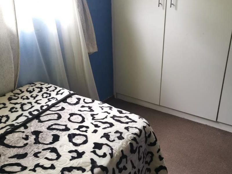 Duplex unit - Photo 7