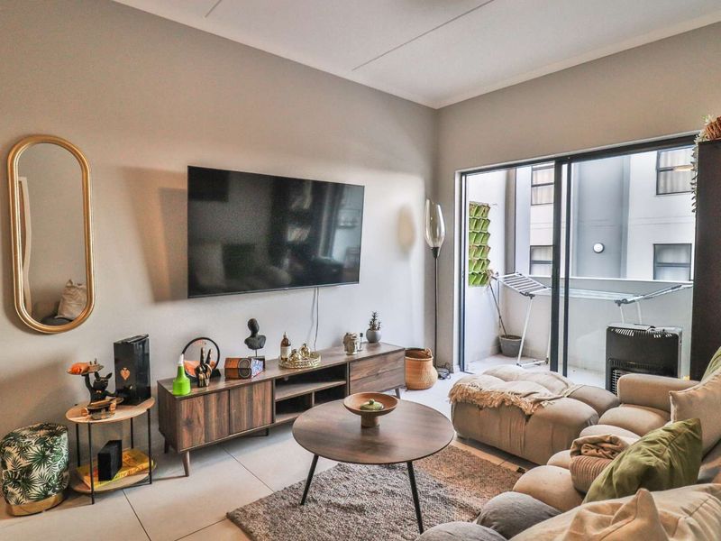 2 Modern Bedroom Apartment In Midridge Park - Photo 7