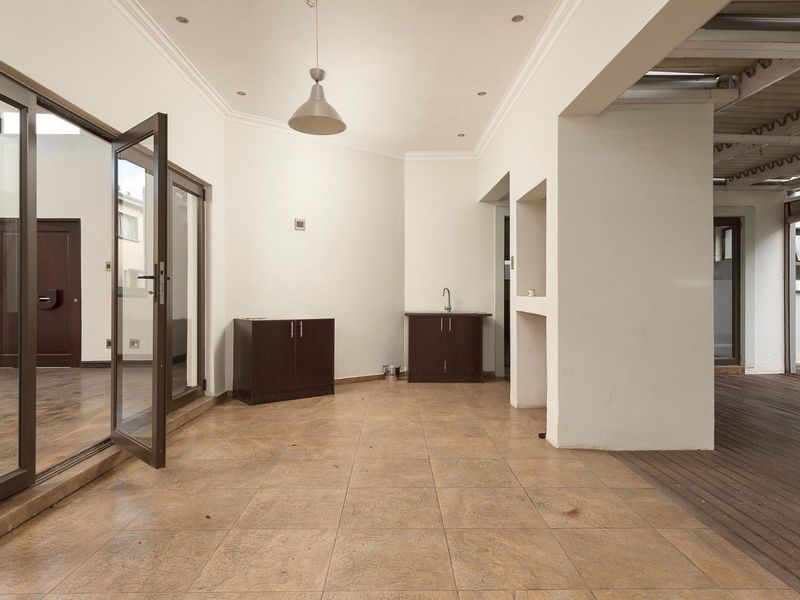 4 Luxury Bedrooms home For sale - Photo 5