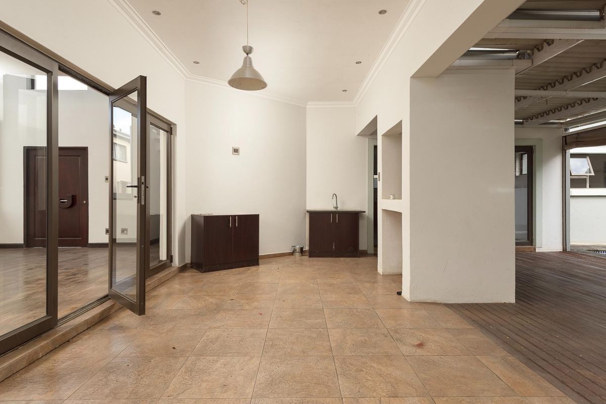 4 Luxury Bedrooms home For sale - Photo 5
