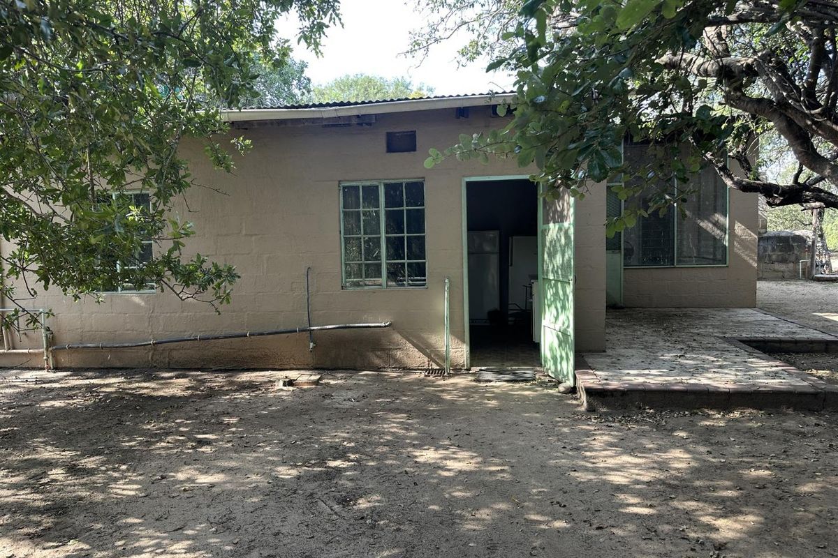 Private 143ha Bushveld Farm in Big 5 Area - Photo 2