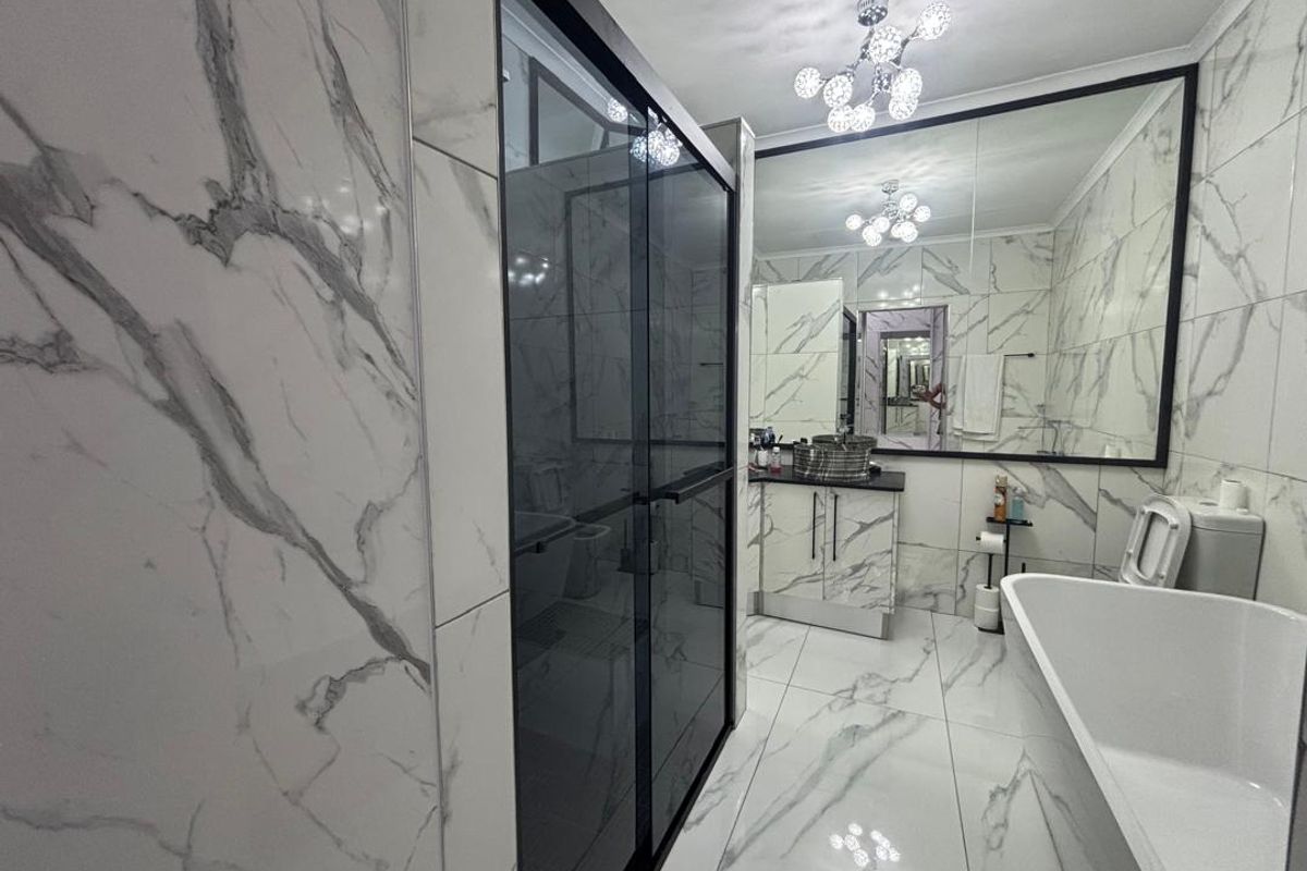 Newly renovated home for sale in Kleine Kuppe - Photo 5