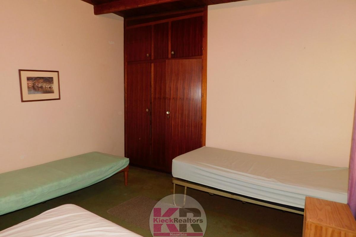 Henties Bay: 3 Bedroom Home For Sale - Photo 2