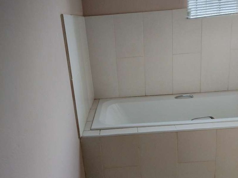 3 Bedrooms house for sale in Hlanganani - Photo 9
