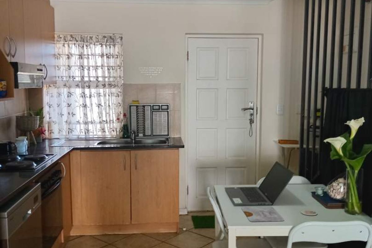 Popular Mont Blanc Complex - Photo 4