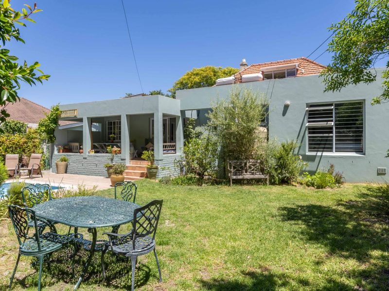 A versatile character-filled home in a lovely pocket of Kenilworth - Photo 6