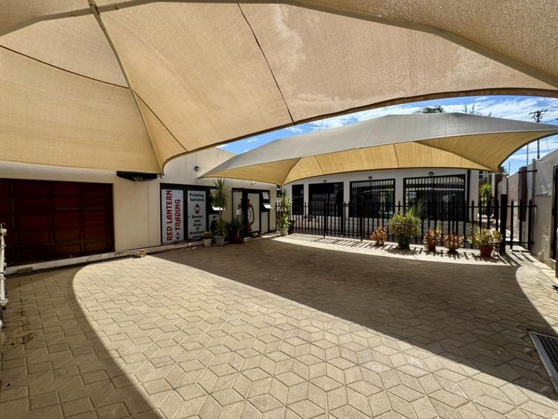 Spacious Property FOR SALE in Windhoek West Ideal for Business - Photo 3