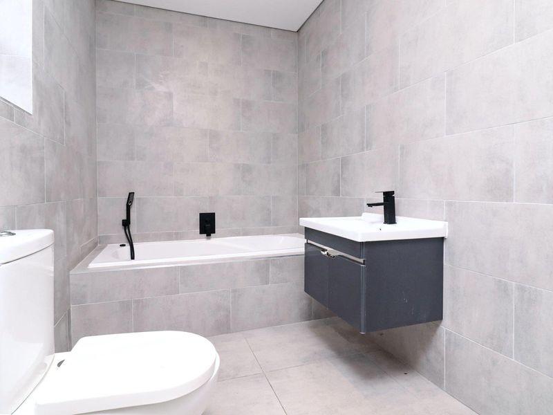 Modern Home In Soneike - Photo 8