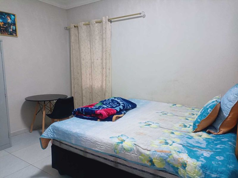 The Perfect Guest Lodge & Future Development Opportunity - Photo 7