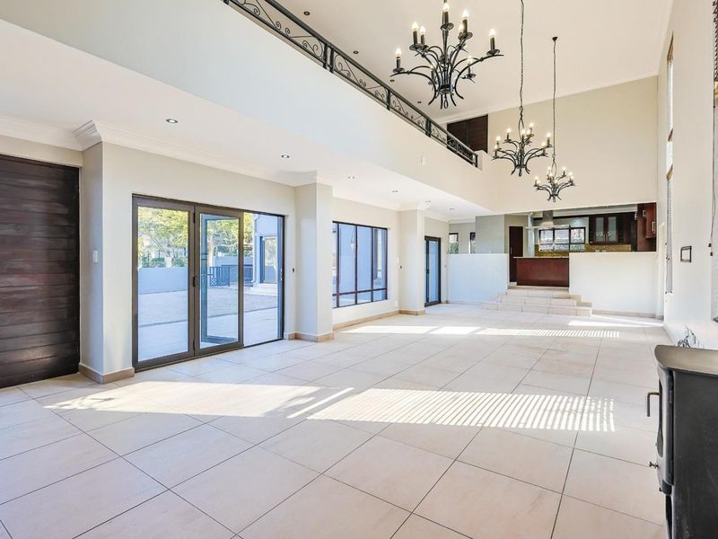 Stunning Family Oasis in Silver Lakes Golf and Wildlife Estate - For Sale - Photo 9