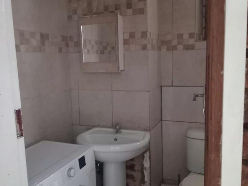 Stunning 2 Bedrooms Apartment for Sale - Photo 5