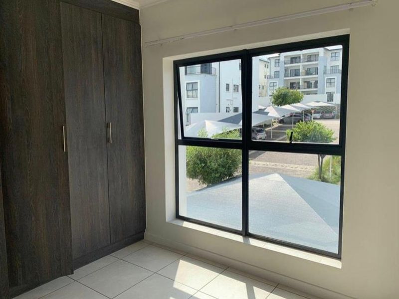 Three Bedroom in Secure Lifestyle Estate - Photo 4