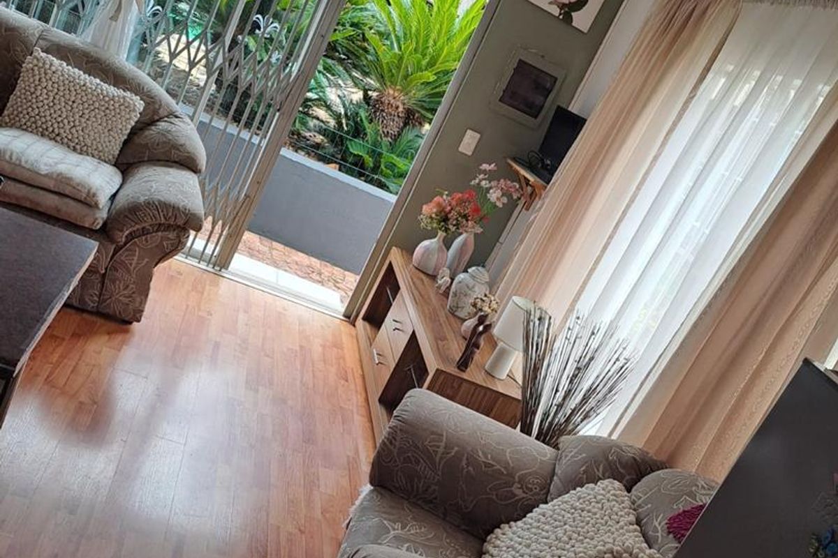 Pet Friendly Cottage for Cats Only for Rent - Photo 4