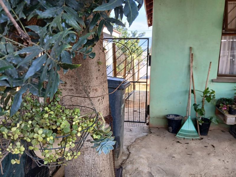 Charming 2 bedroom property available in Smartie Town, Groenheuwel, - Photo 4